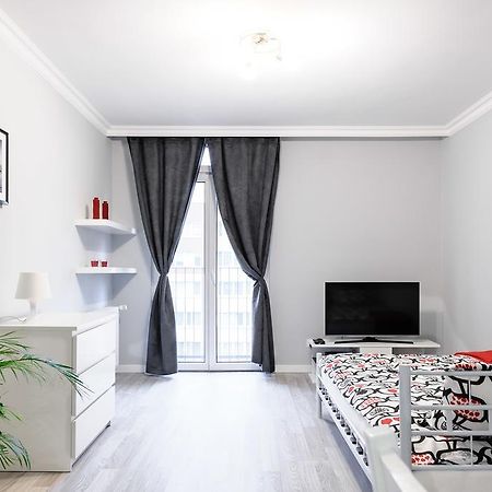 Apartament Grojecka Korotynskiego Lägenhet Warszawa Rum bild